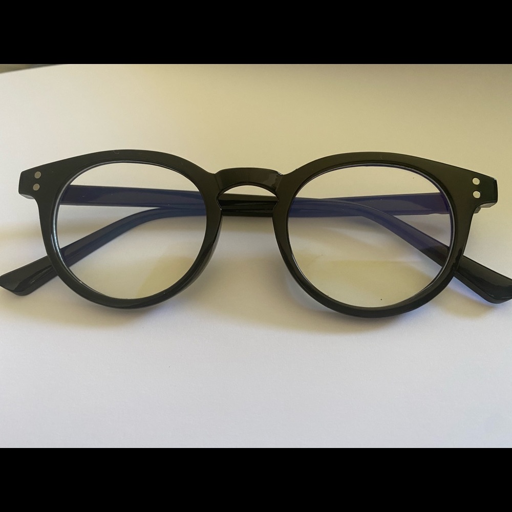 BJ5217 Black Round Eyeglass Frame/ Blue light lens